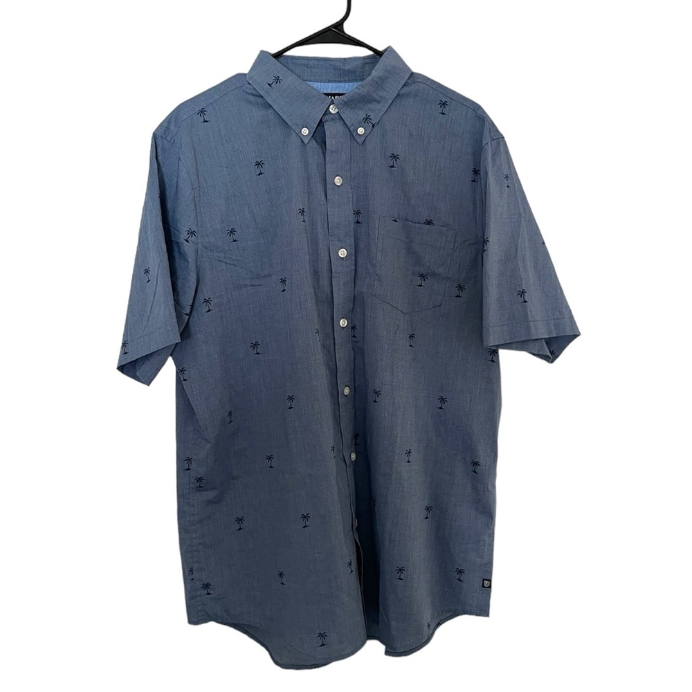 Chaps Men’s Large button down shirt | Short sleeve casual blue shirt